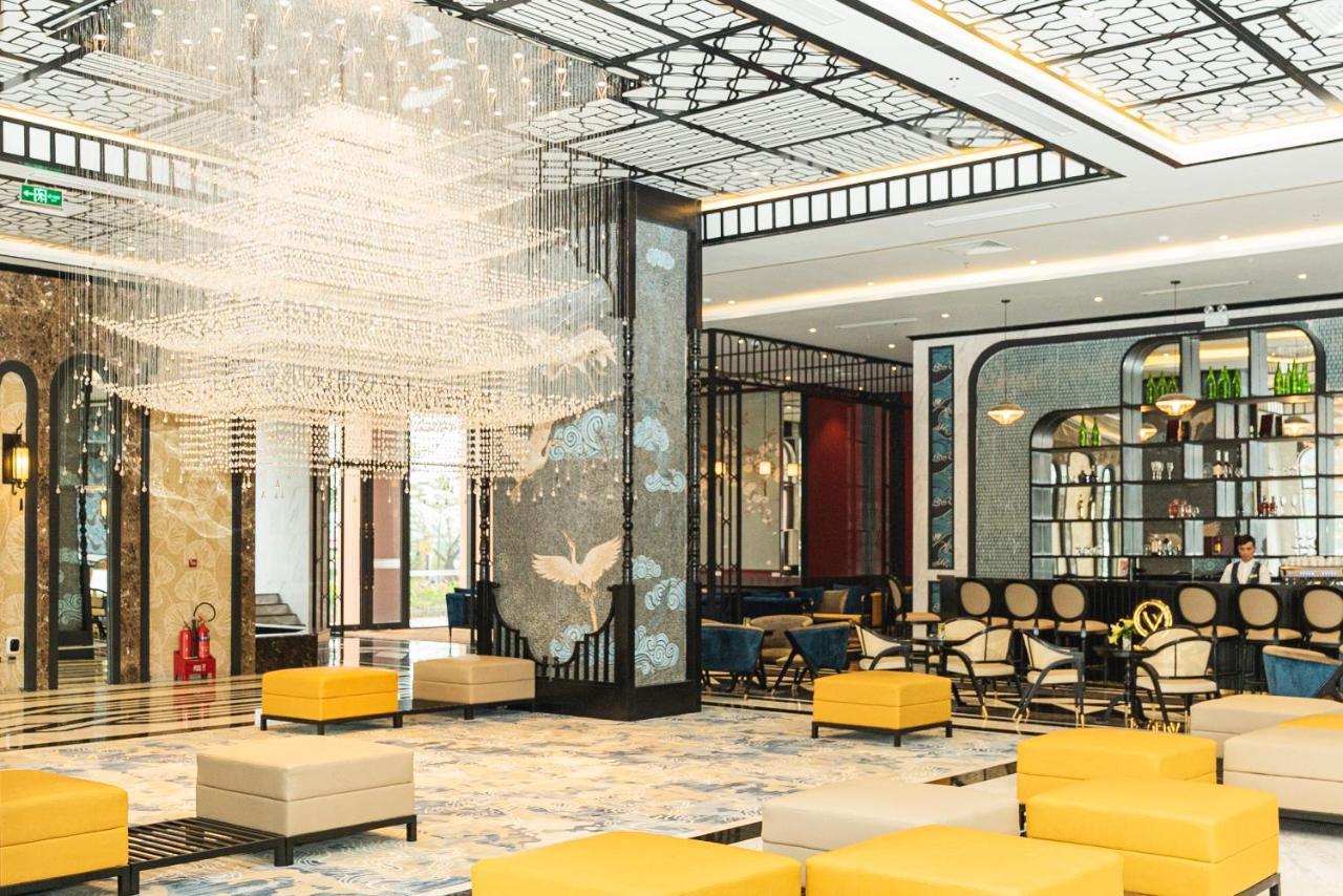 La Vela Hue Hotel Exterior photo Lobby