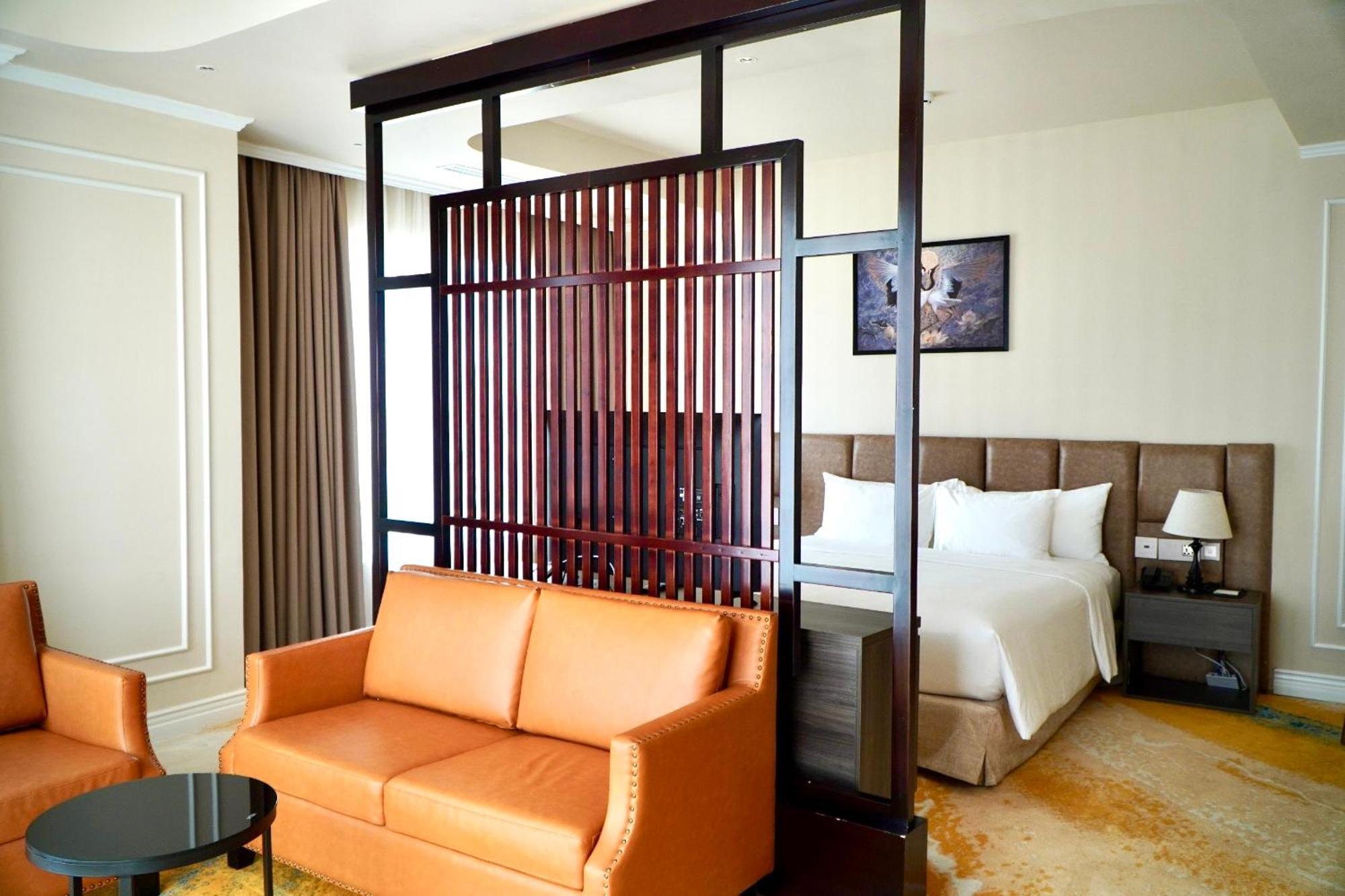 La Vela Hue Hotel Exterior photo A room at the hotel